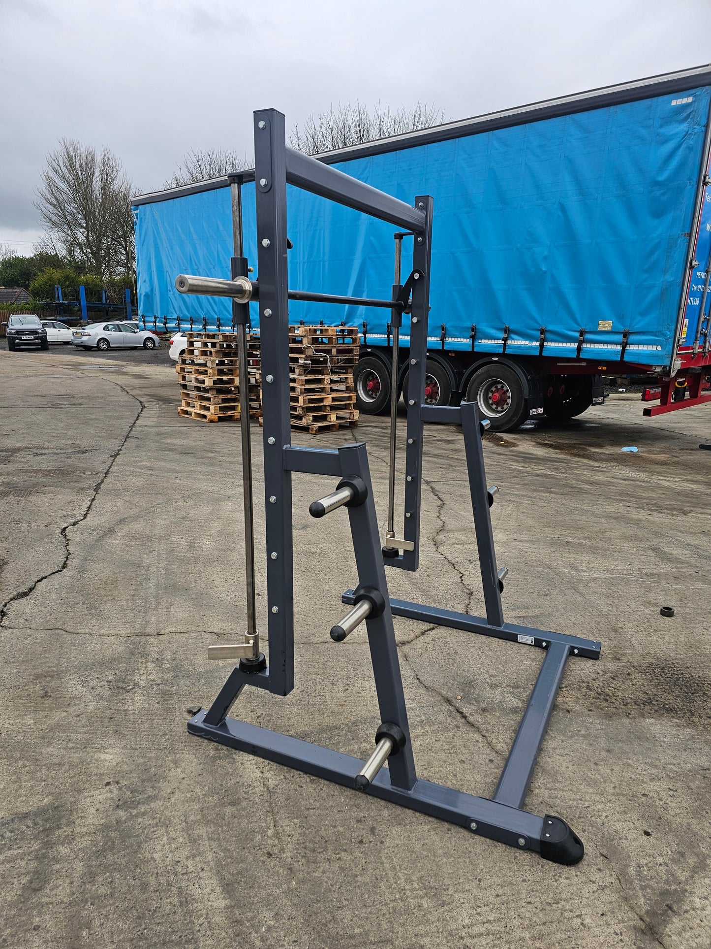 Indigo Fitness Plate Loaded Smith Machine